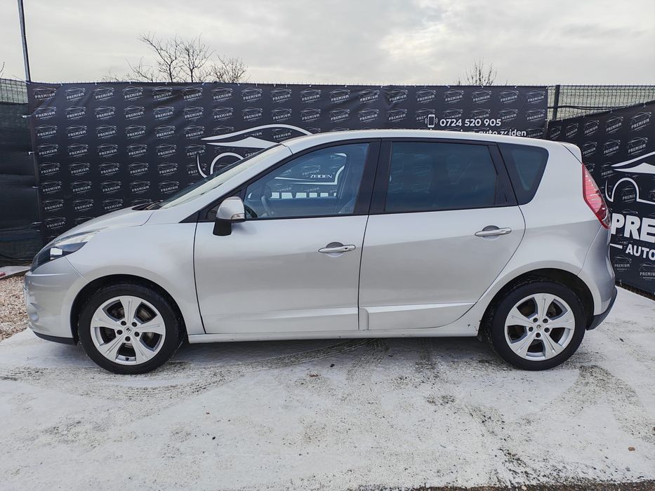 Renault Megane Scenic/1,4 benz/ Navi//