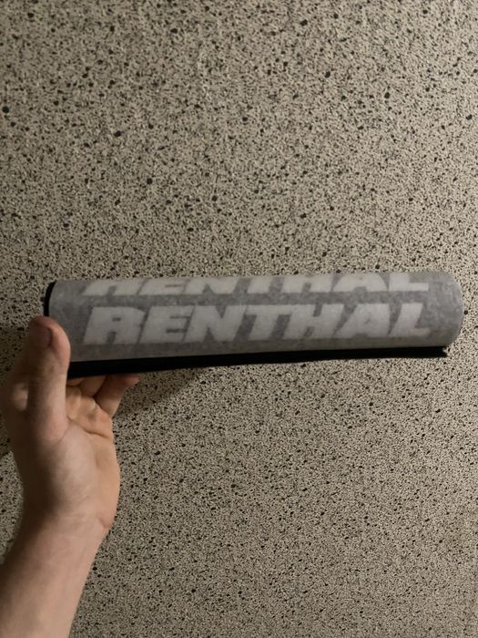 Протектор за кормило Renthal реплика