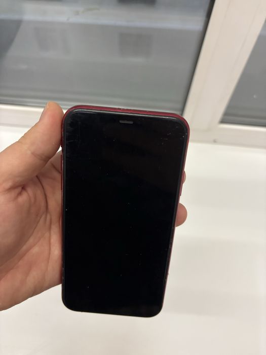 Продам Iphone 11