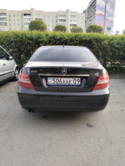Мерседес c180 w204