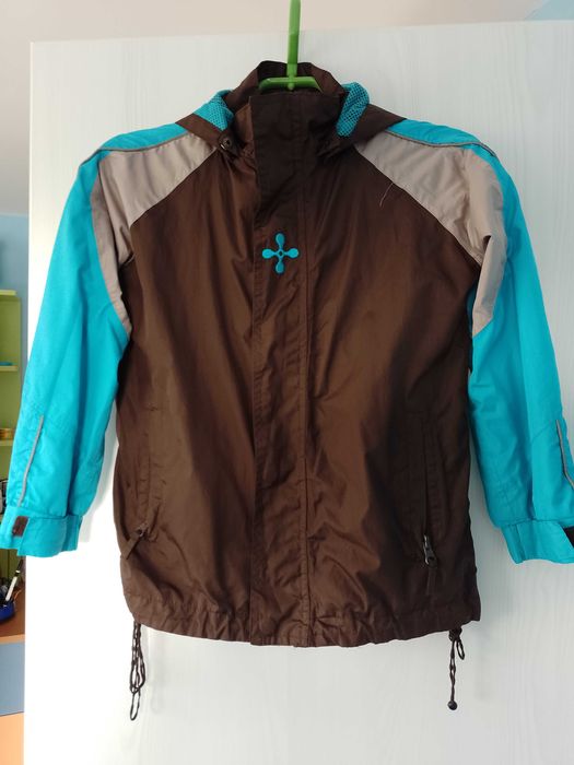 Зимни якета и ветровки момче 6-7 г