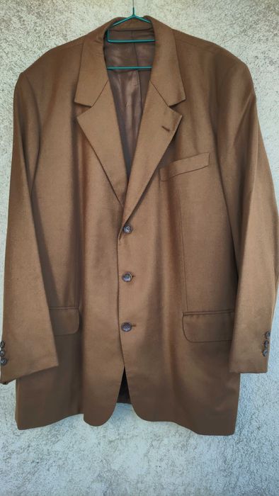 Vand trei sacouri barbatesti