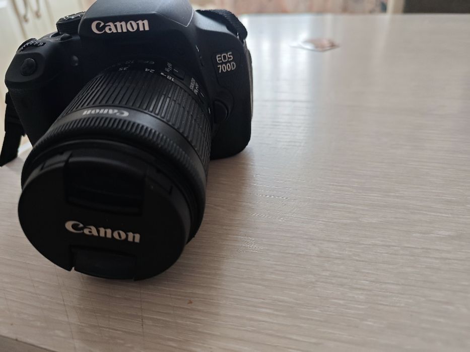 Фотоаппарат Canone eos 700D