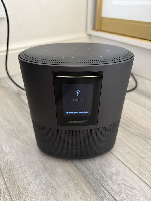 Портативная колонка Bose Smart Speaker 500