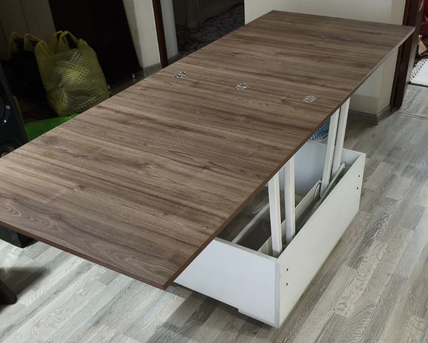 Продам стол раздвижной