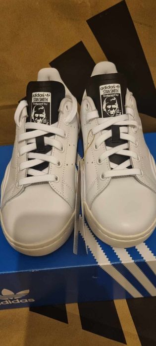 Adidas STAN smith millencon w
37 1/3 CU 23  CM IN INTERIOR
38