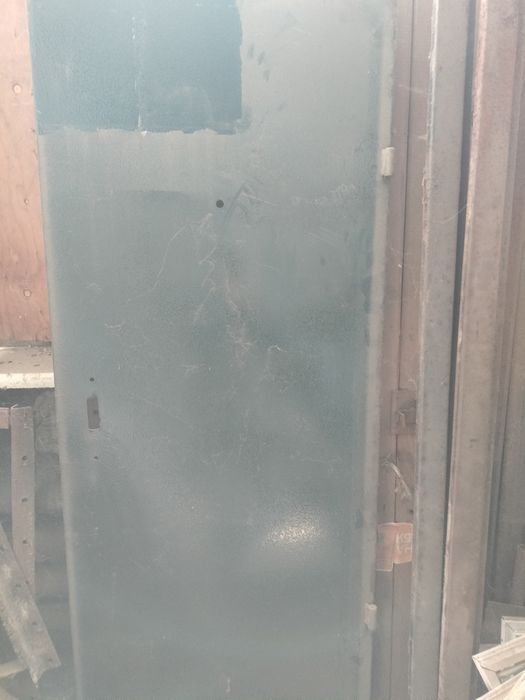 Двери металлические