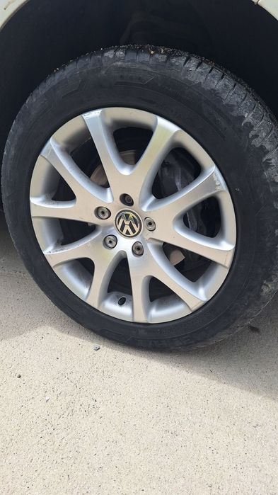 VW Touareg 3.0 Facelift,224 к.с. , BKS мотор ,60 броя на части