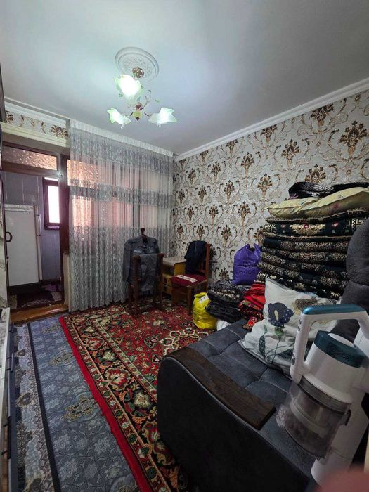 Продаётся 2х комн квартира на 3 этаже Ор-р Русалка