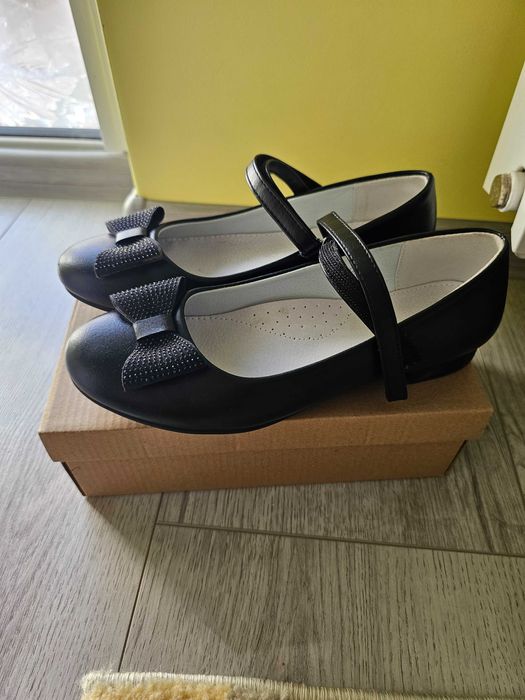 Обувки,маратонки  34 - 35 - 37 номер за момиче