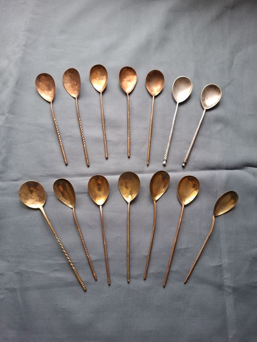 продам столовые приборы МНЦ СССР