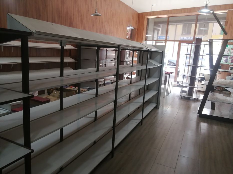 Магазин полкалари сотилади. Холати яхши