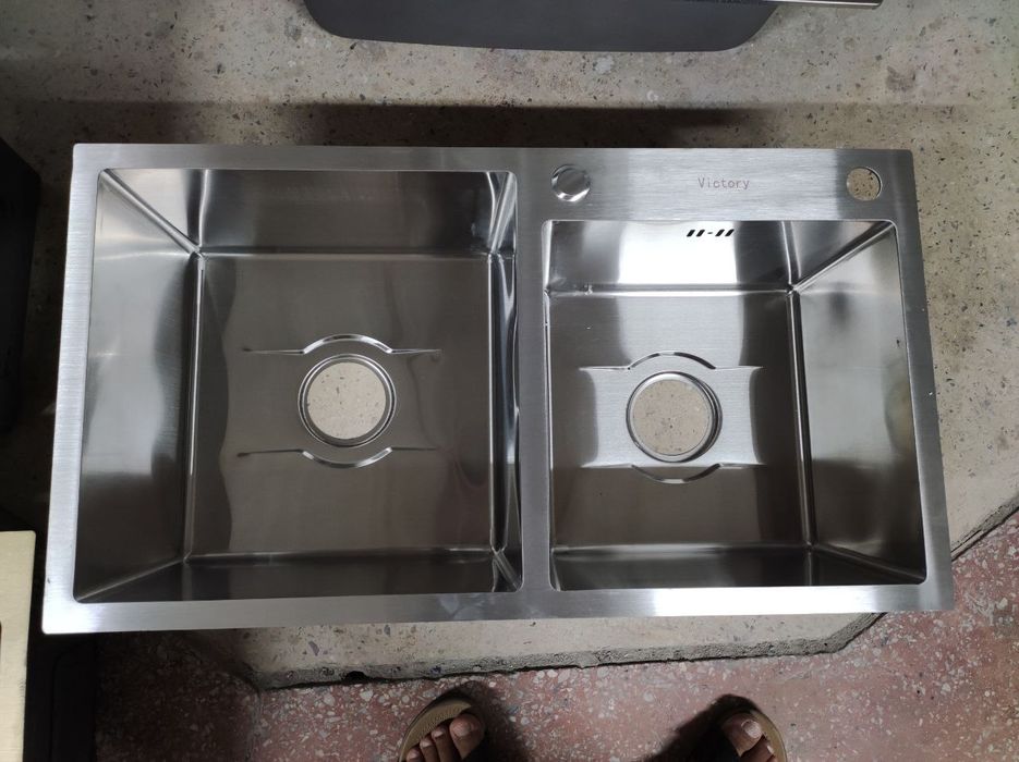 Кухонные мойки разные