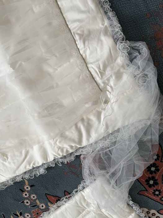 Продам комплект на выписку