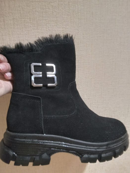 Женская зимняя обувь.