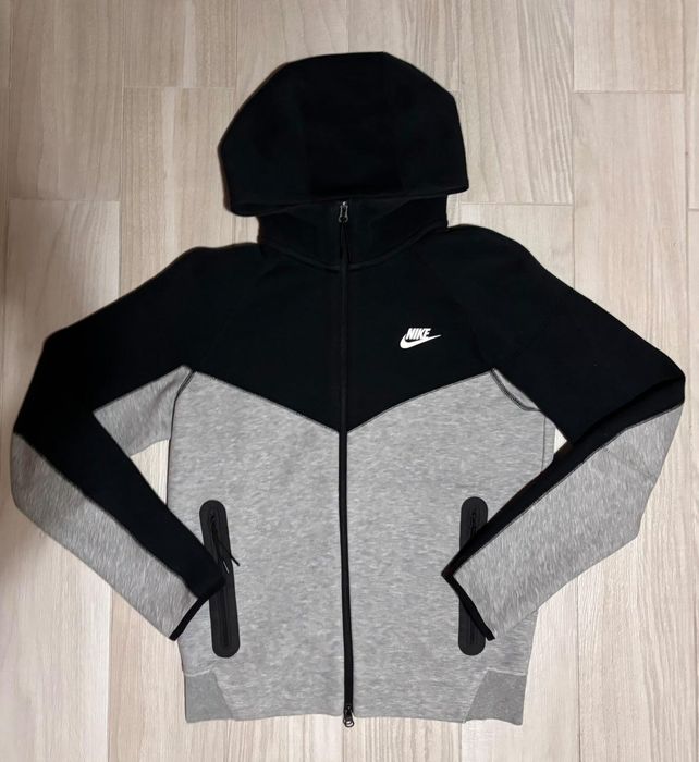 Nike Tech Fleece