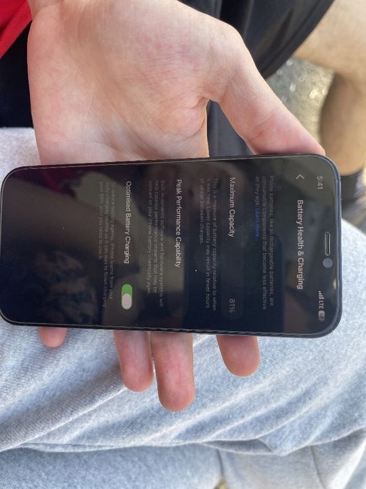 Vând iPhone 12 ca nou 128GB