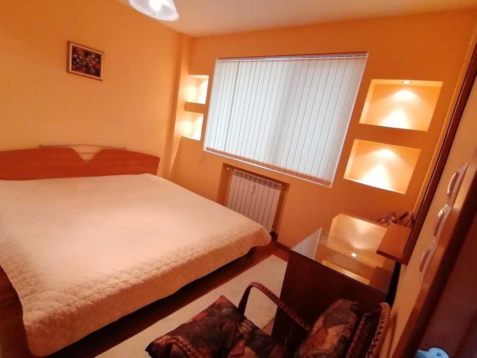 Дава се под наем Двустаен апартамент в София, Овча купел 1 - 70 кв.м за 650 € - Снимка #2