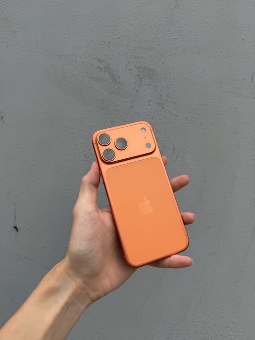 Продам Iphone 17 pro max EAC 256gb