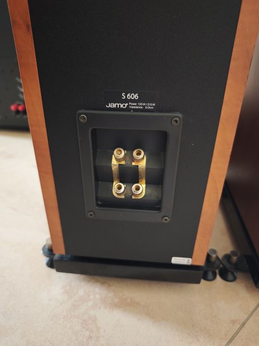 Тонколони JAMO S-606 Dark Apple 7.1 Sub Jamo550 Усилвател Onkyo TX-NR575E Dolby Atmos 
DTS:X