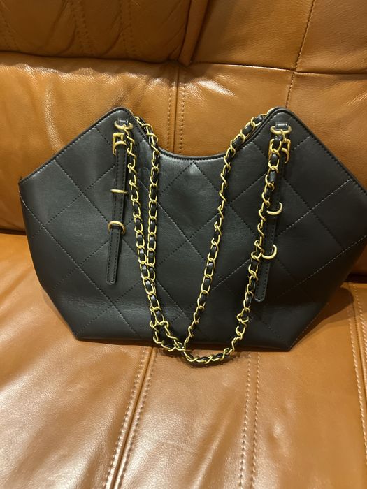 Продам сумку от Chanel