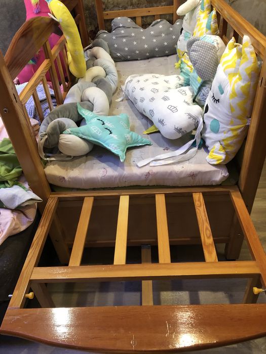 Кроватка детская