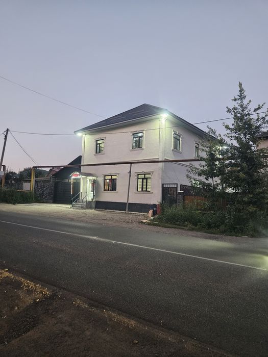 Продам частный дом вдоль трассы 19 км озера