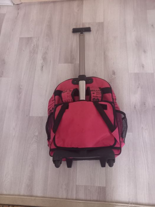 Продам  рюкзак  на колесах