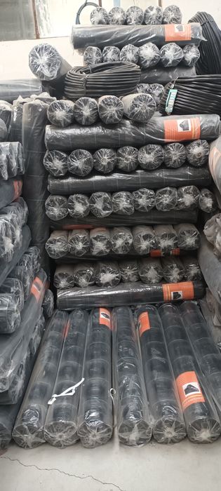 Folie Agrotexti/Antiburuieni 100 gr/m REZISTENTA PERFORARE.Tratat UV!