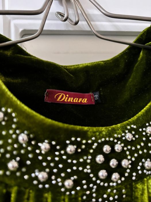 Көйлек сатылады.