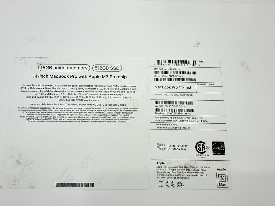 Apple MacBook Pro M3 Pro 18GB/512GB 14 Экран в идеальном состояние