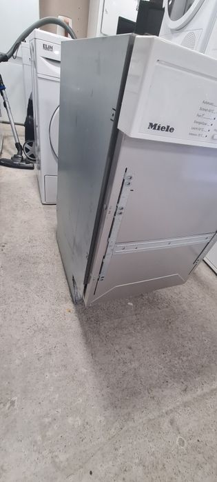 Съдомиялна за вграждане 45см  Miele G4500 sci