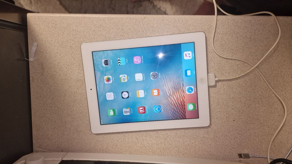 Ipad a1393 16gb запазени стар аипад