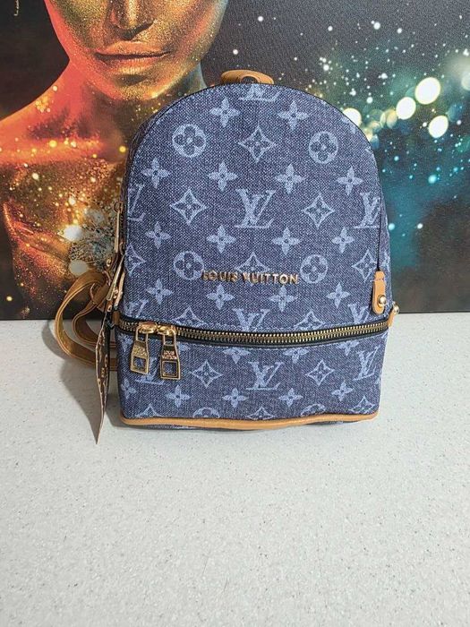 Rucsac dama, diferite modele si culori
