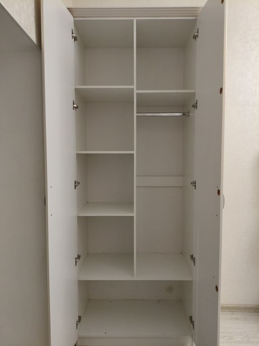 Шкаф в хорошем состоянии