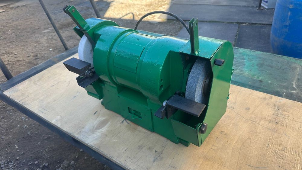 наждак 380 в  ссср