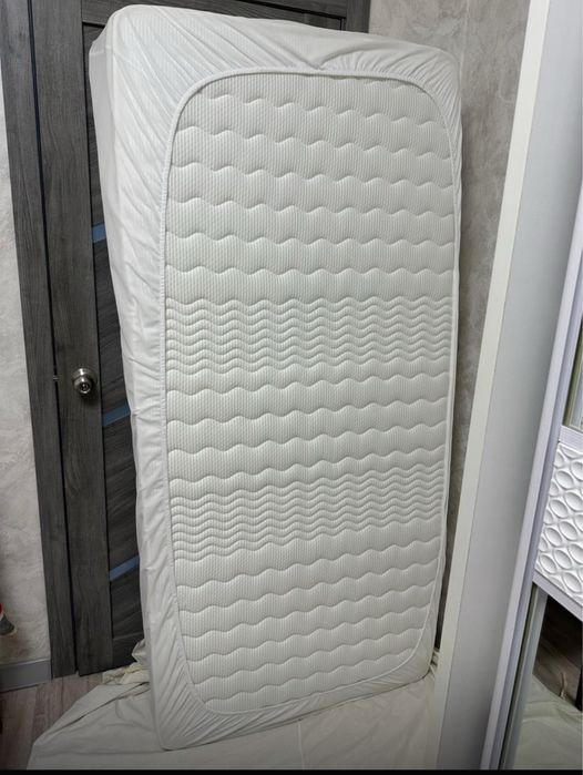 Матрас с наматрасником