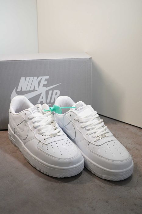 Adidasi Nike AIR Force 1 low Triple White, Produs Nou Full Box,Premium
