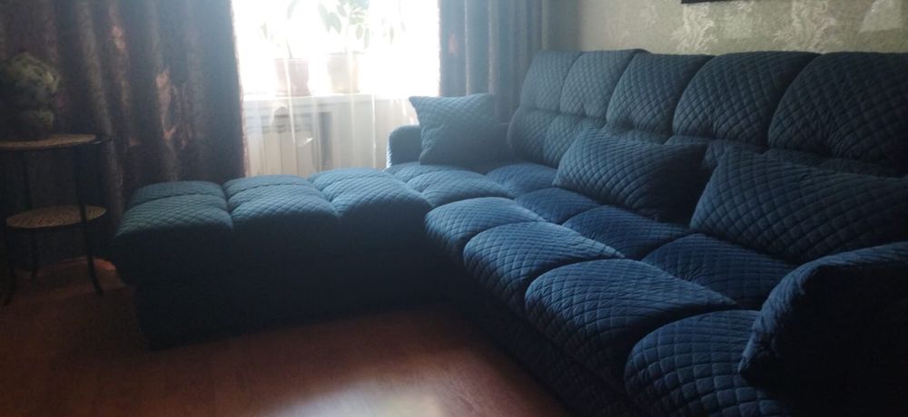 Продам диван. Новый, идеальный