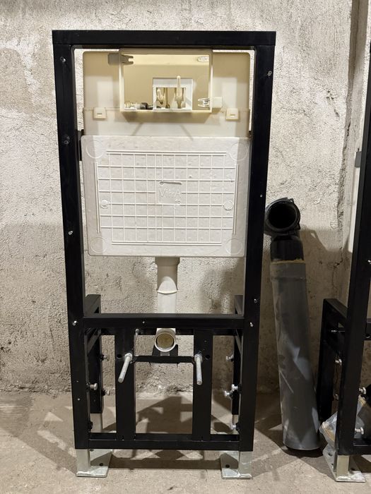 Свободностояща структура за вграждане за конзолна тоалетна