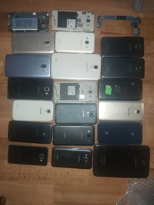 Продам телефоны  простые