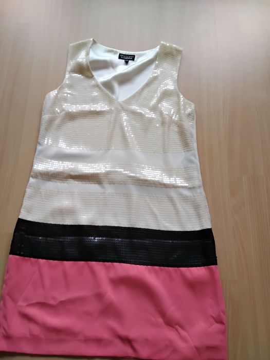 Две Официални рокли