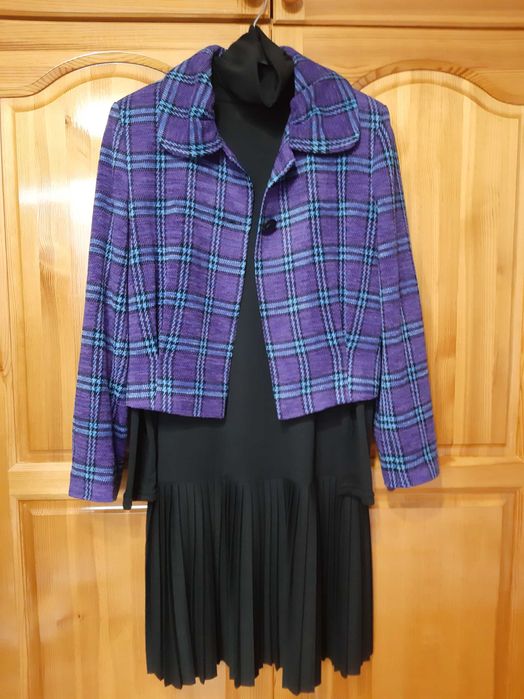 Красиво Сако в Каре ! НОВО!