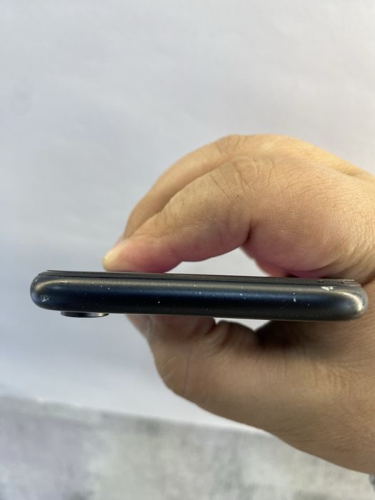 Iphone Xr 128gb сотилади