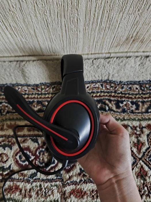 Продам игровые наушники red square