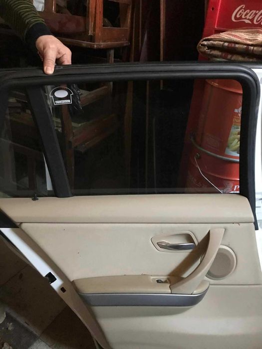 Врата/врати за бмв/bmw е91 оборудвани