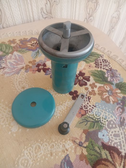 Кофемолка ручная