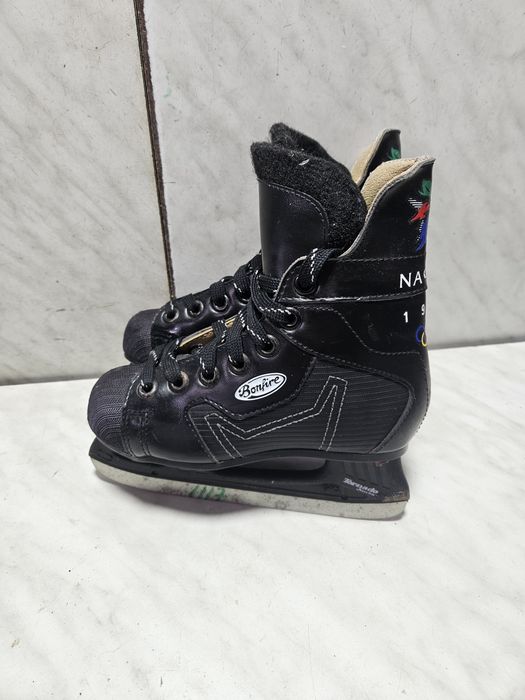 Patine 1117 hochei hockey  marime  29-30 (19,5   cm)