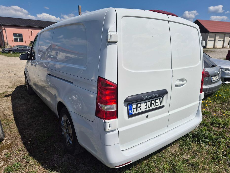 Mercedes Vito Lung