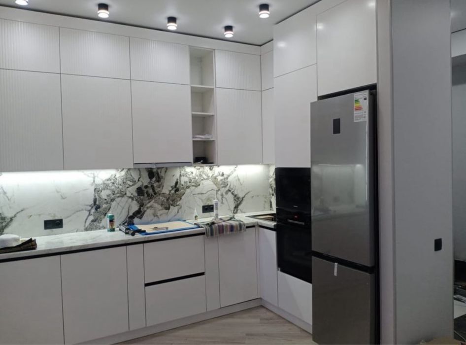 Ремонт помешение. покраска.малярные работы.Левкас.Ламинат.Демонтаж.